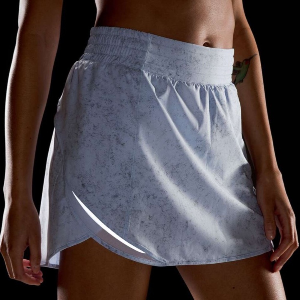 lululemon On the fly purple and black  skort tag has been removed size 8